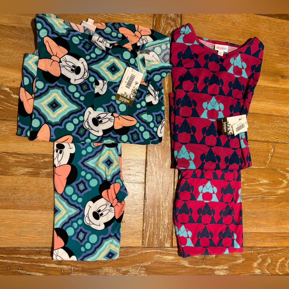 XS Carly Lularoe Disney Matching Set